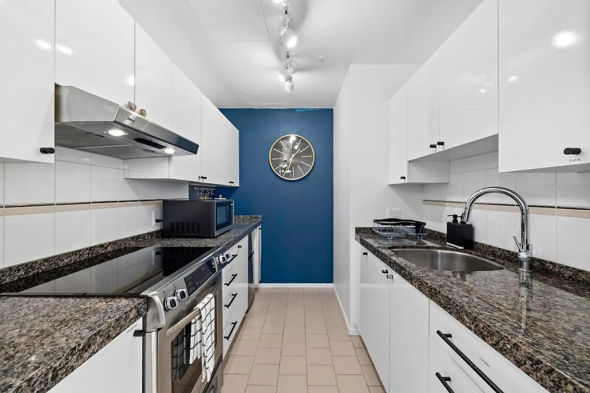 Downtown Vancouver Stay With City Views Near Robson Square 0*,